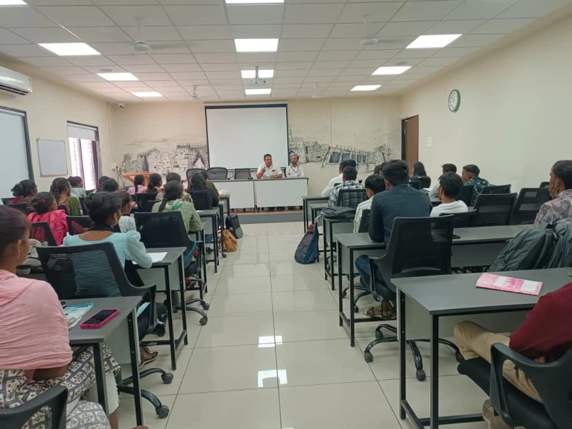 VJKM Self Finance College gallery image